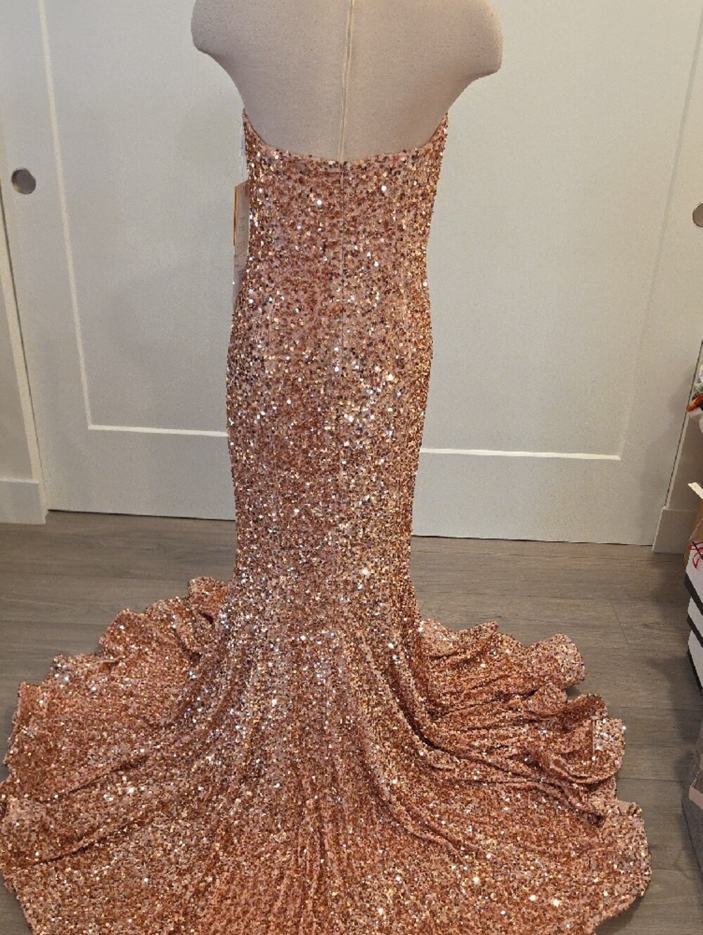 Portia and Scarlett Rose Gold Sequin Strapless Mermaid Gown size 12 New with tag - Picture 8 of 14